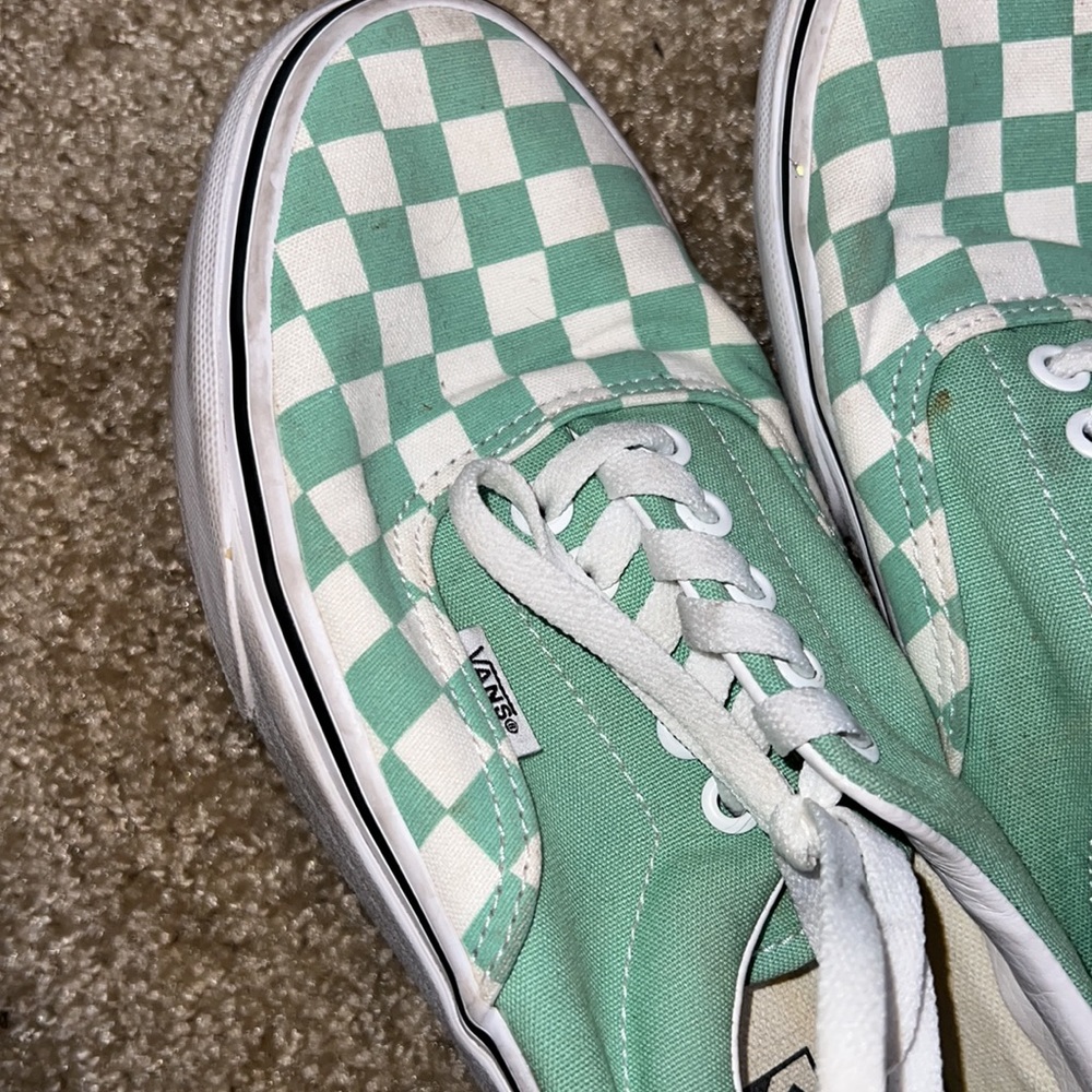 Checkerboard vans - Picture 4 of 4